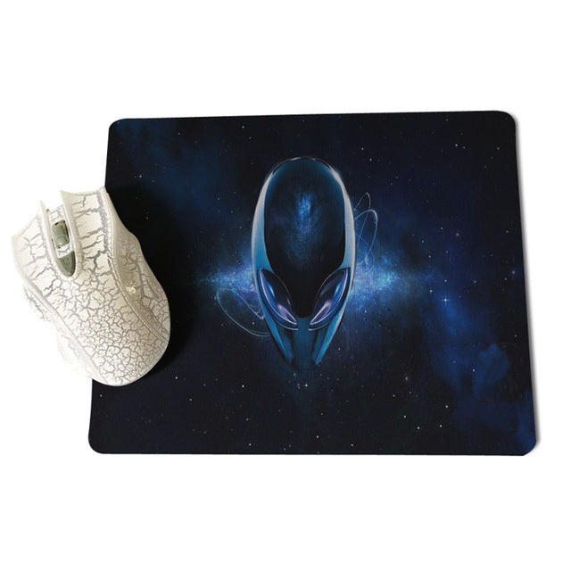 Alien Gamer Play Mouse Pad